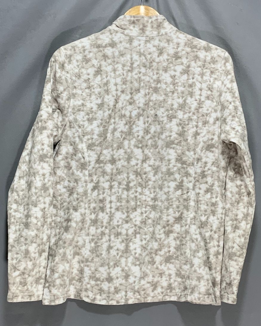 Eddie Bauer Cream Sweatshirt For Women Large