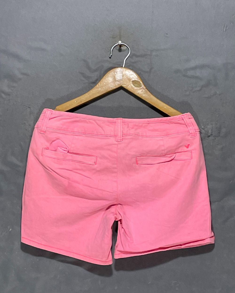 American Eagle Pink Jeans Short For Women Medium
