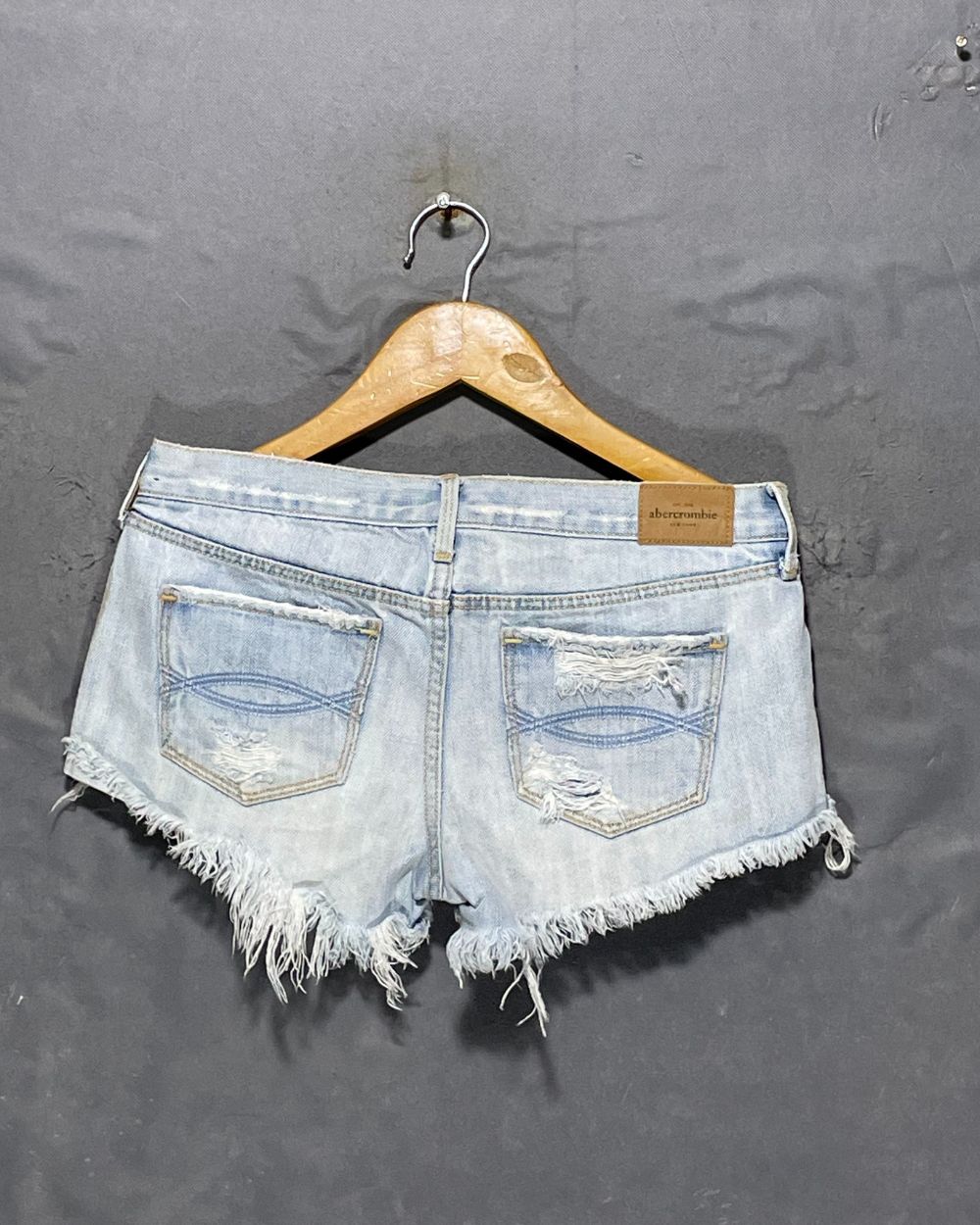 Abercrombie & Fitch Blue Jeans Short For Women Medium