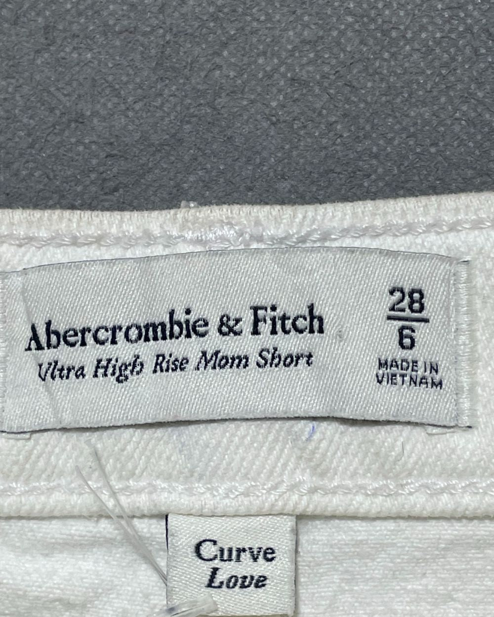 Abercrombie & Fitch White Jeans Short For Women Small