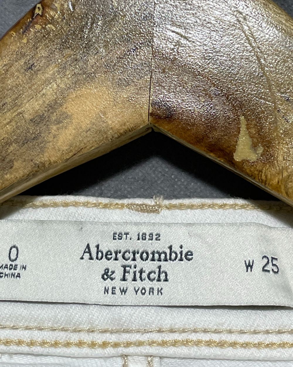 Abercrombie & Fitch White Jeans Short For Women Medium