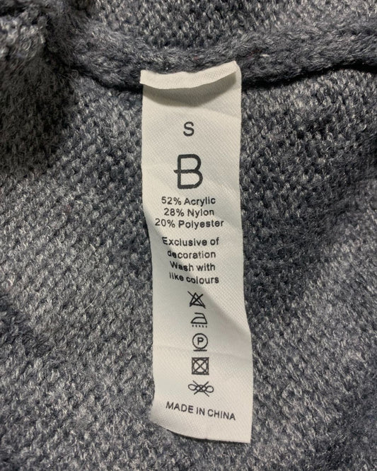 ThriftQueen Gary Sweatshirt For Women Medium