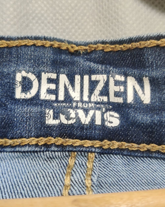 Denizen Blue Jeans For Women Medium