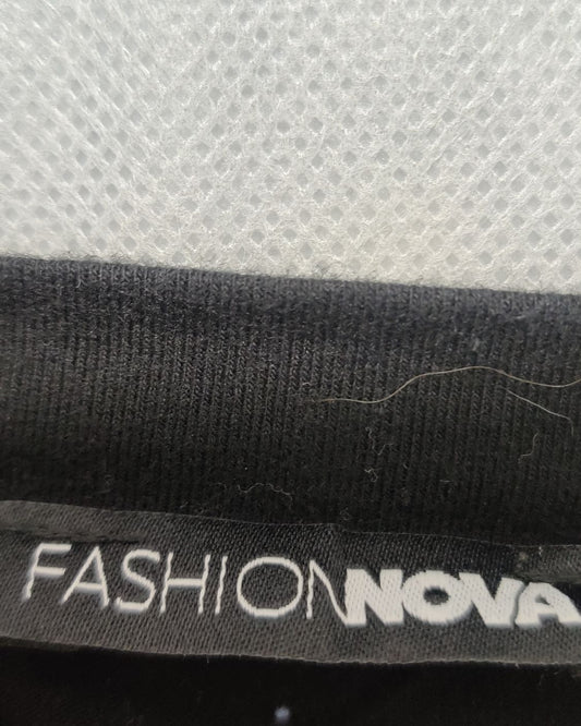 Fashion Nova Black For Women Sweatshirt L