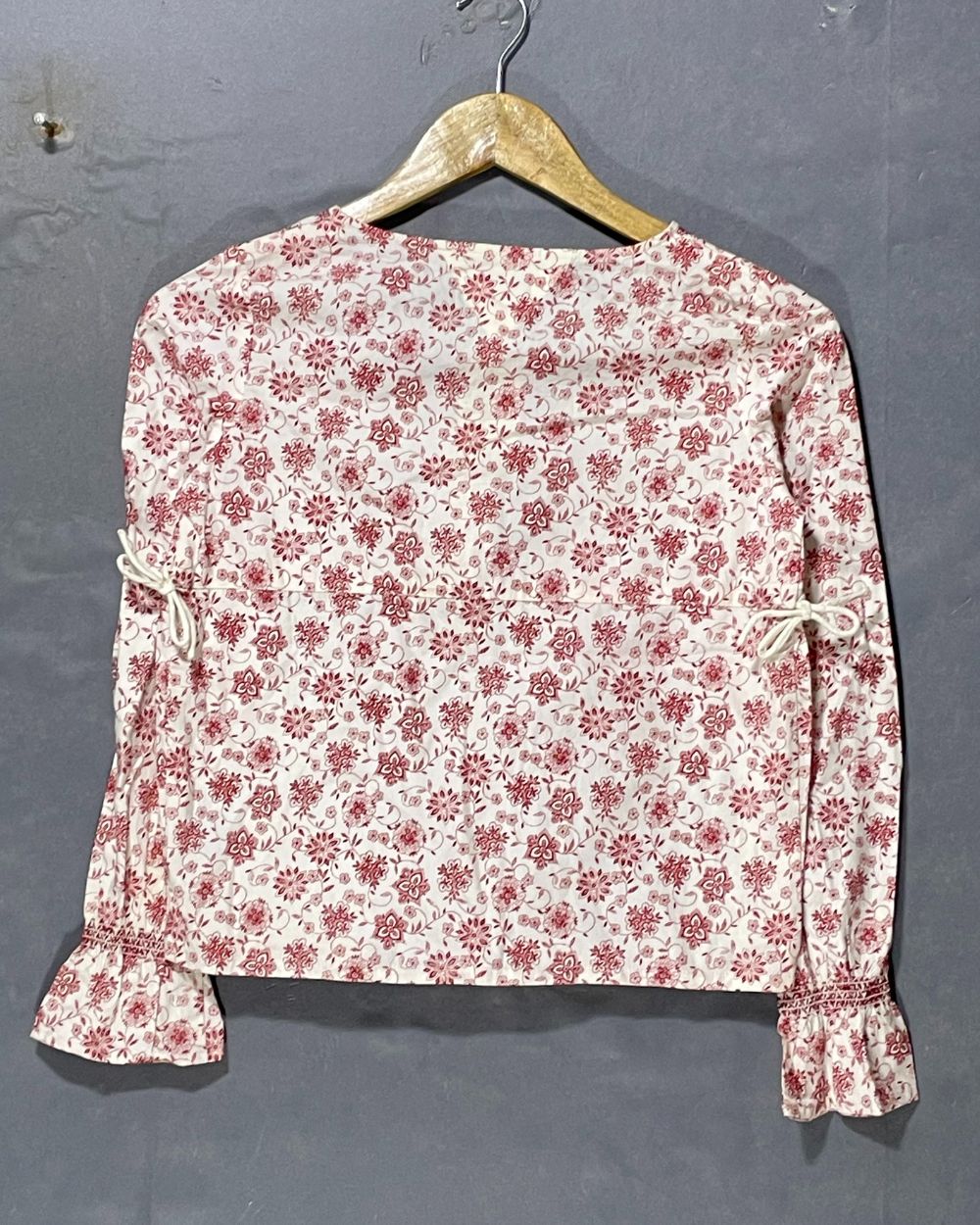 Tommy Hilfiger White Polyester For Women Tops Medium