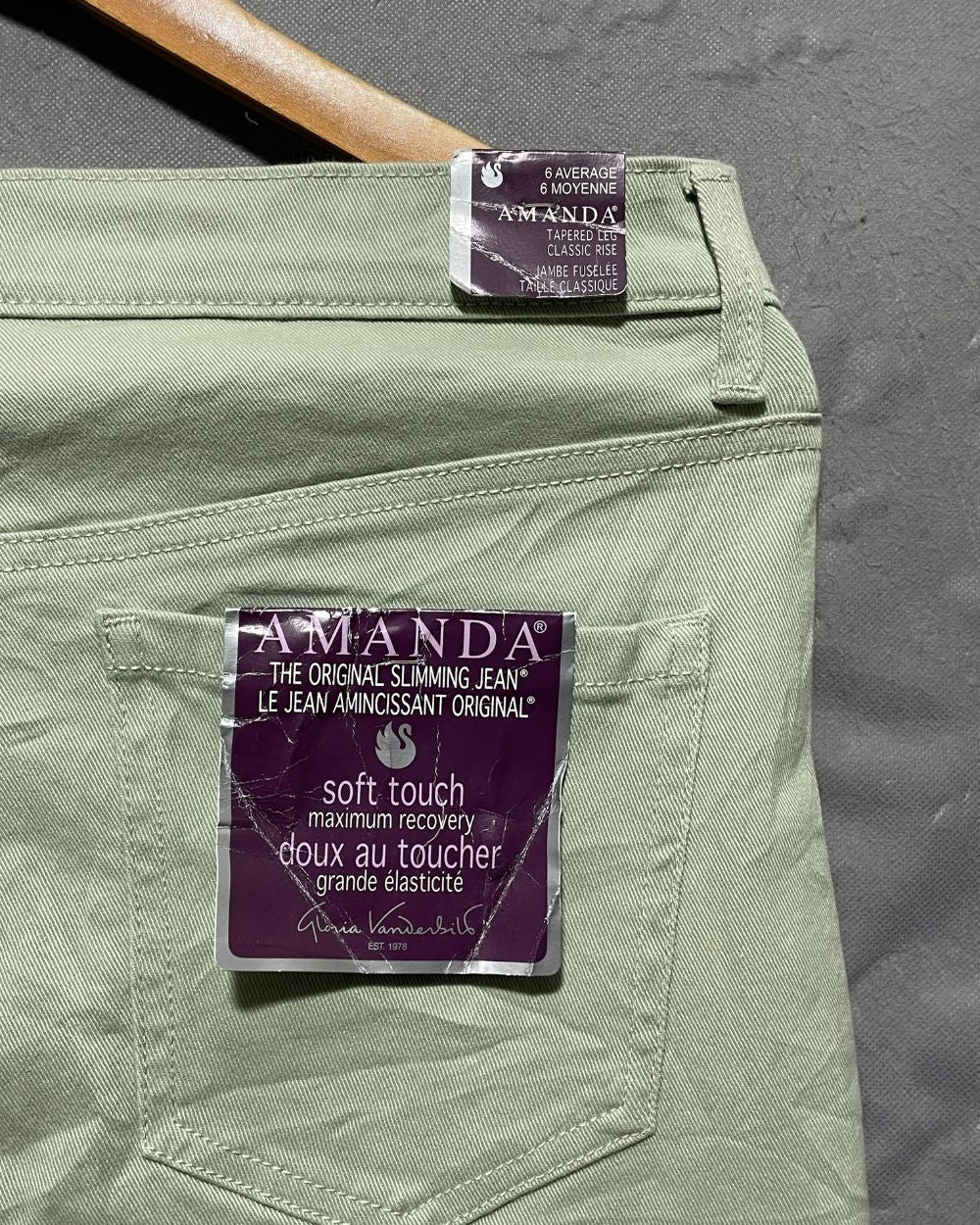 Gloria Vanderbilt Green Jeans For Women Large | ThriftQueen.pk
