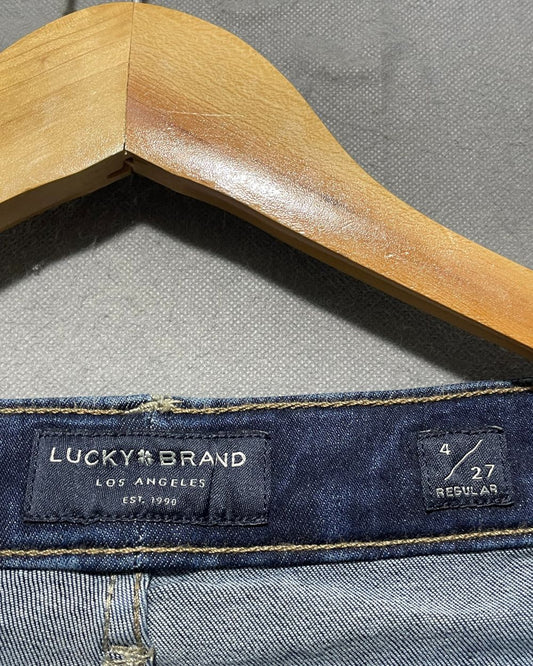 Lucky Brand Blue Jeans For Women L | ThriftQueen.pk
