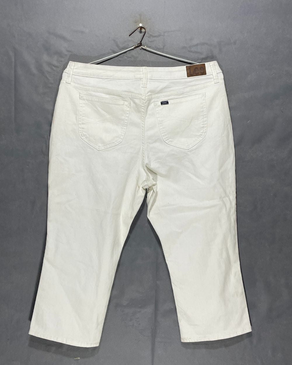 Lee White Jeans For Women XX Large | ThriftQueen.pk