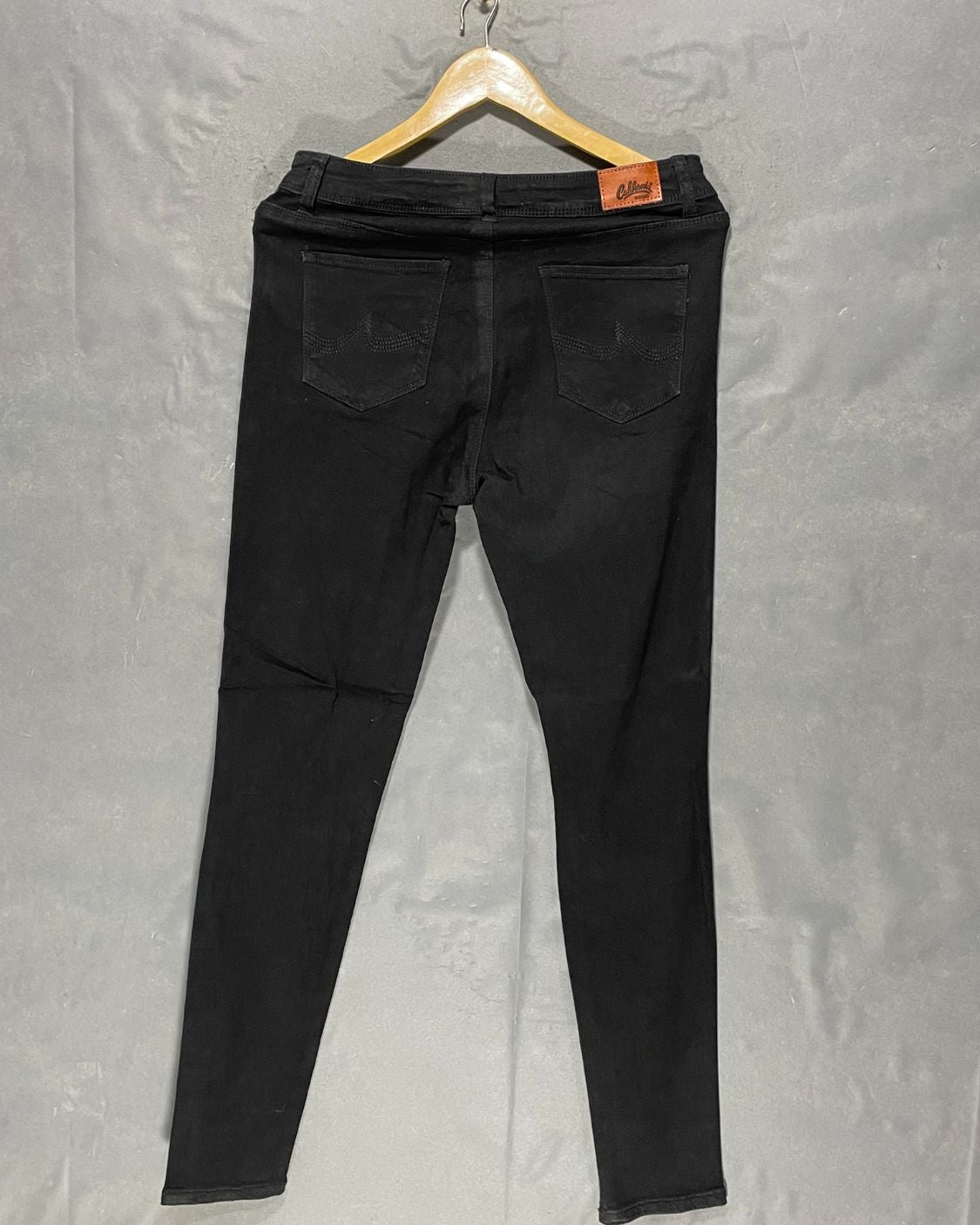 California Black Jeans For Women M | ThriftQueen.pk