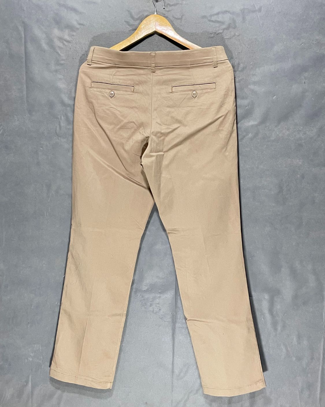 Lee Brown Cotton Jeans For Women Large | ThriftQueen.pk