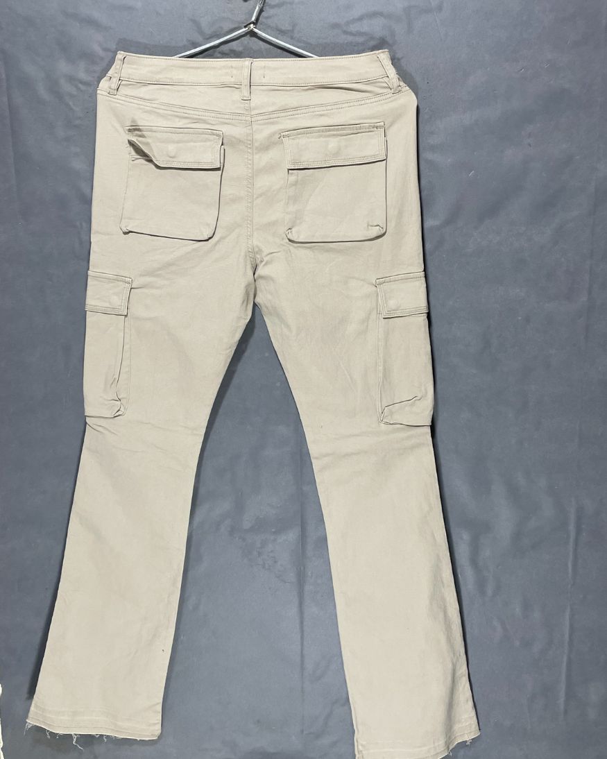 Nova Men Khaki Jeans For Women Large | ThriftQueen.pk