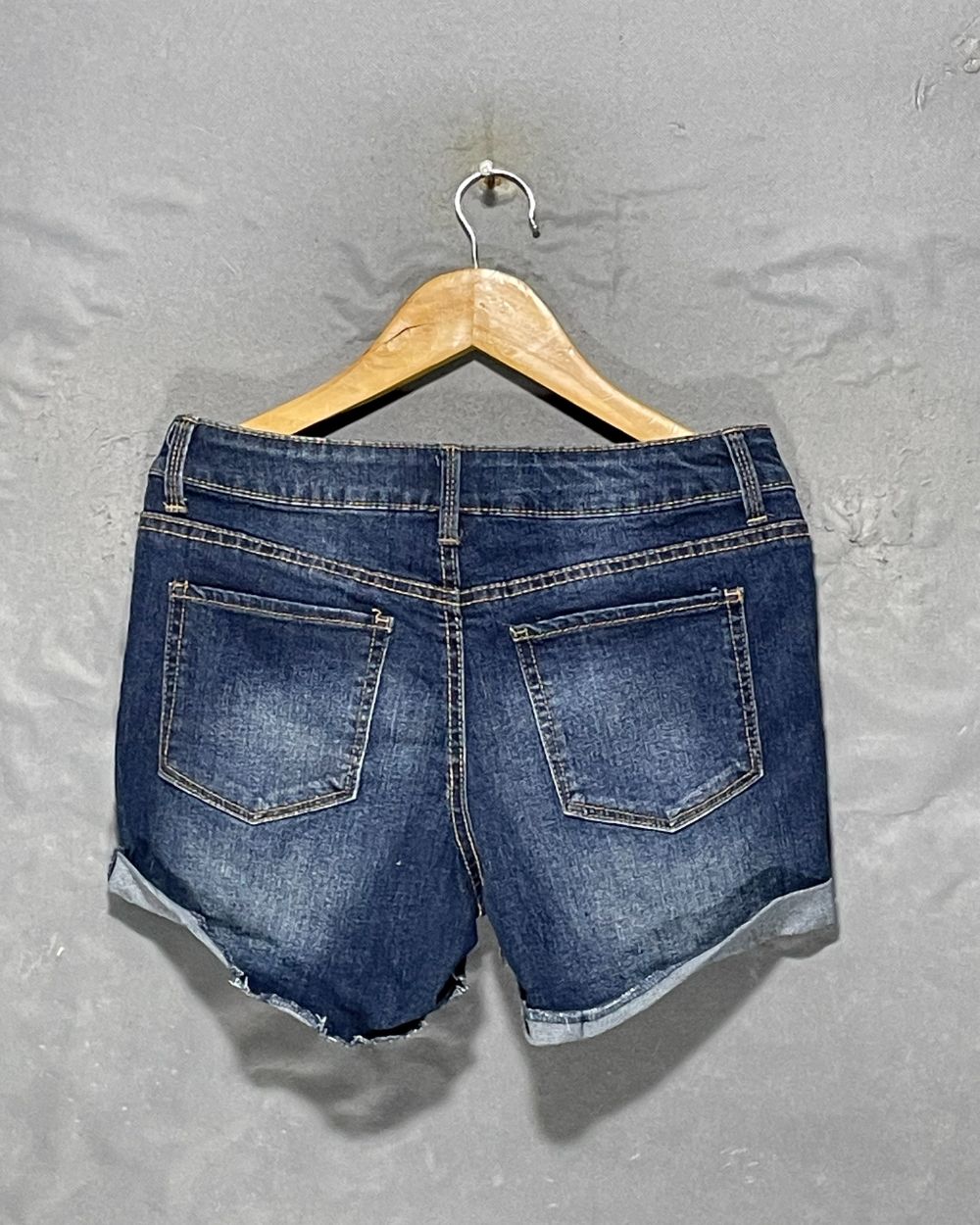 Favorite Shortie Blue Jeans Short For Women Small