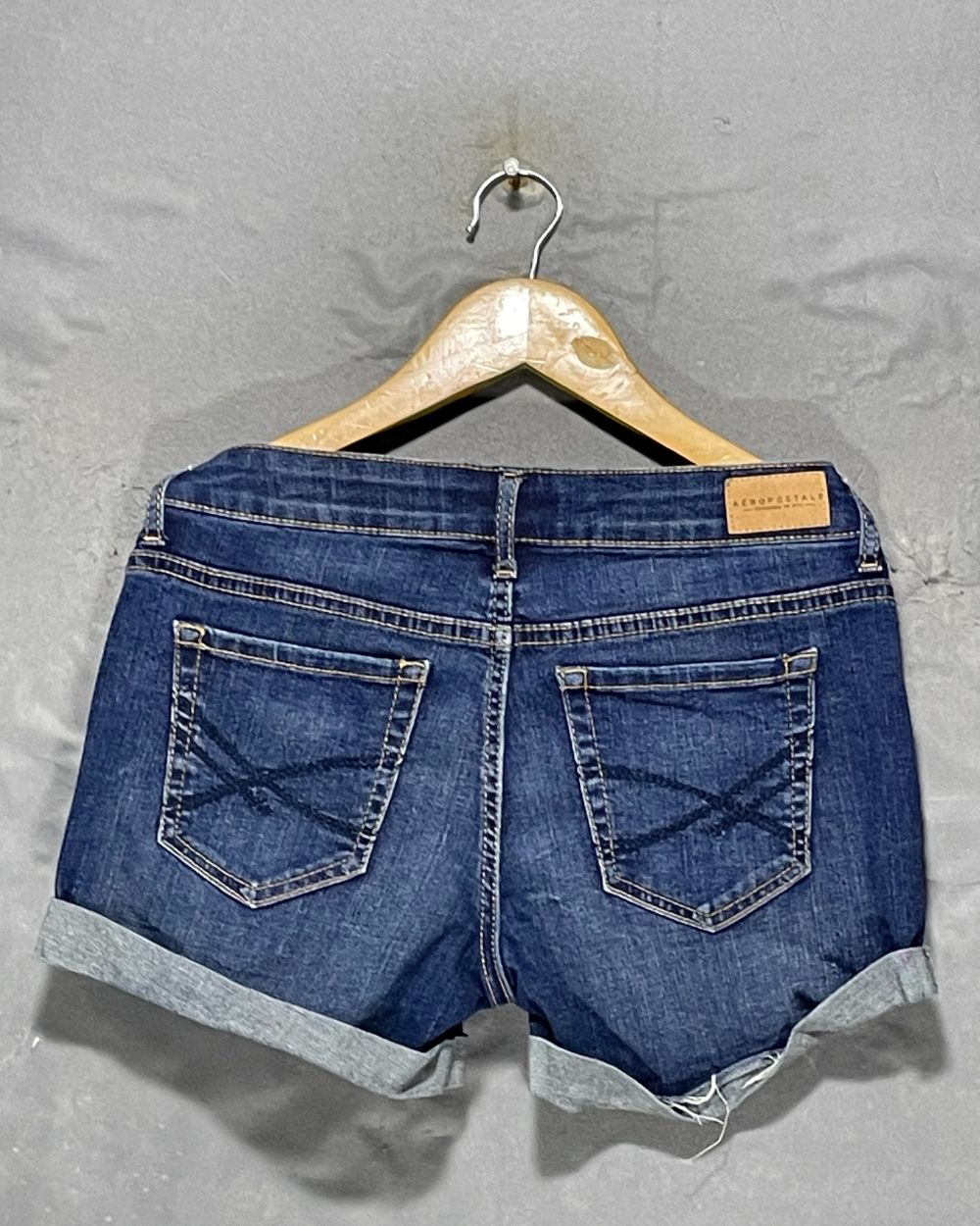 American Eagle Blue Jeans Short For Women Medium
