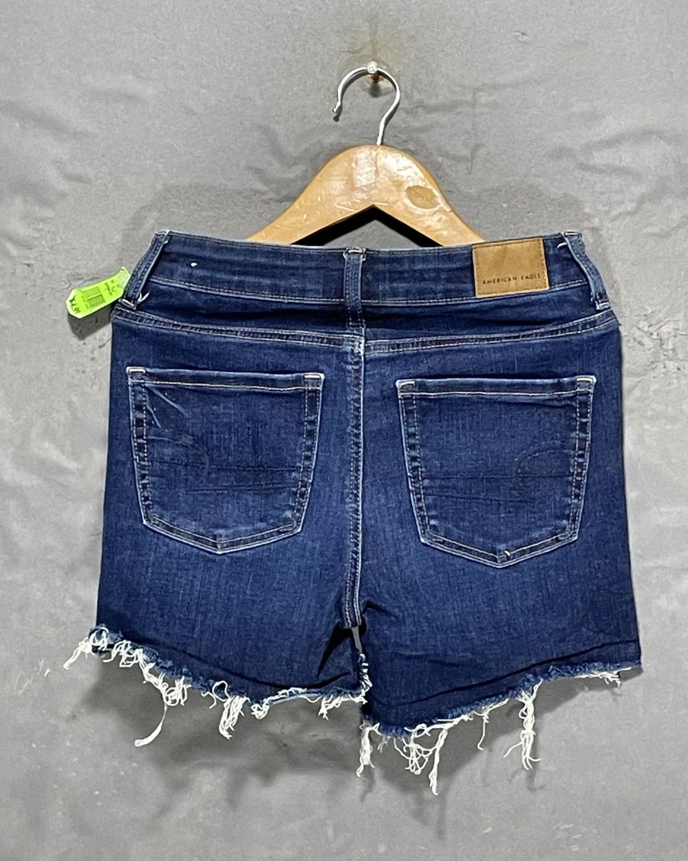 American Eagle Blue Jeans Short For Women Medium