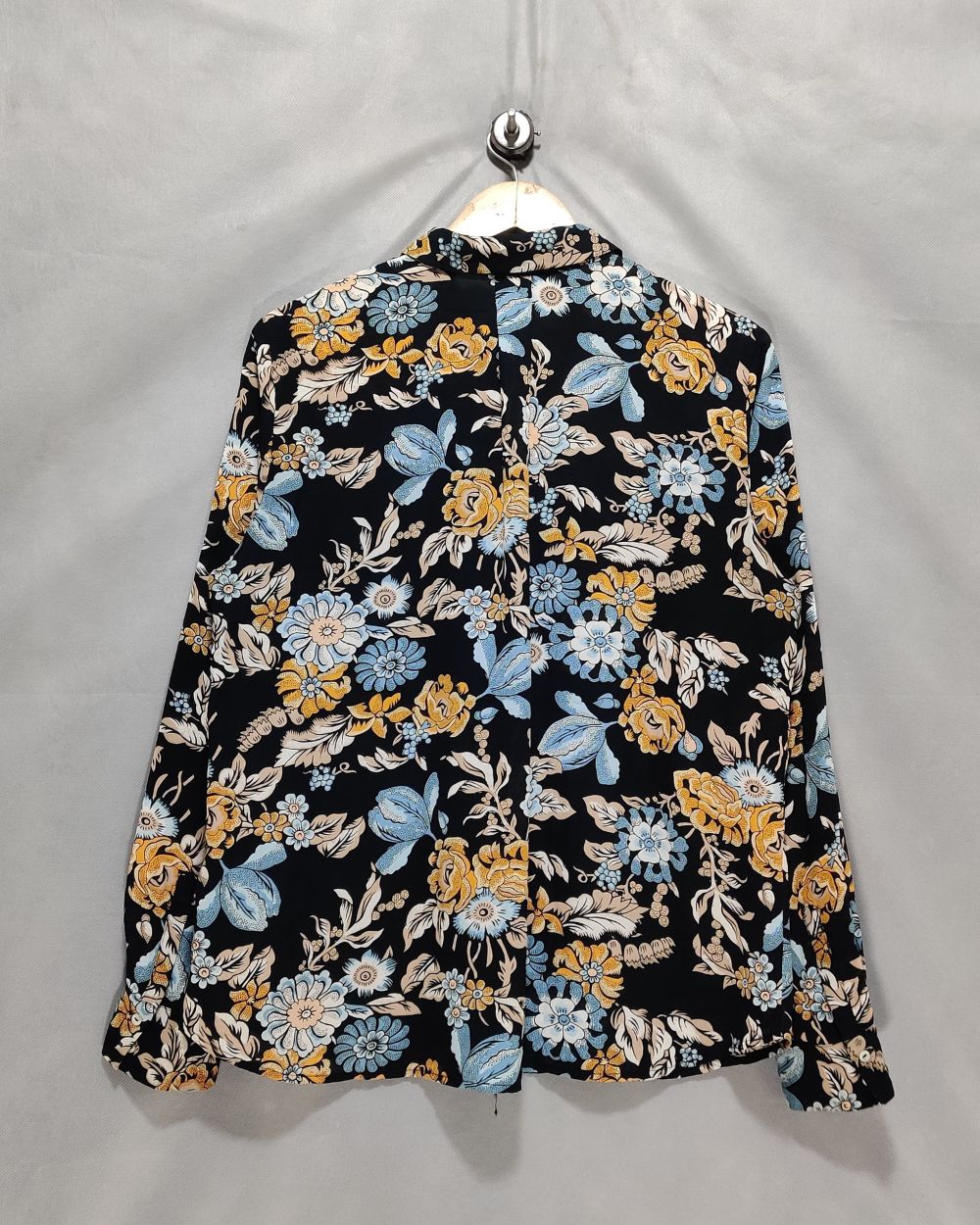 H&M Black Polyester For Women Crop Tops L