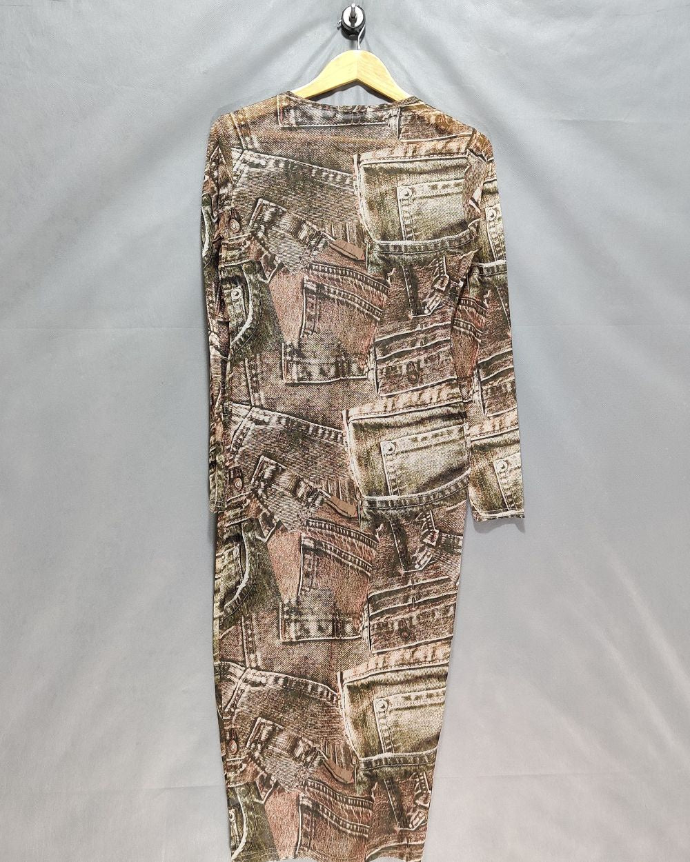 Pretty Little Thing Cream For Women Dresses M