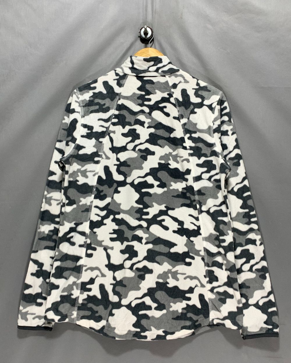 Bcg Camouflage Sweatshirt For Women Large