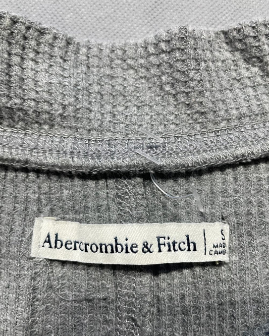 Abercrombie & Fitch Sweatshirt For Women Small