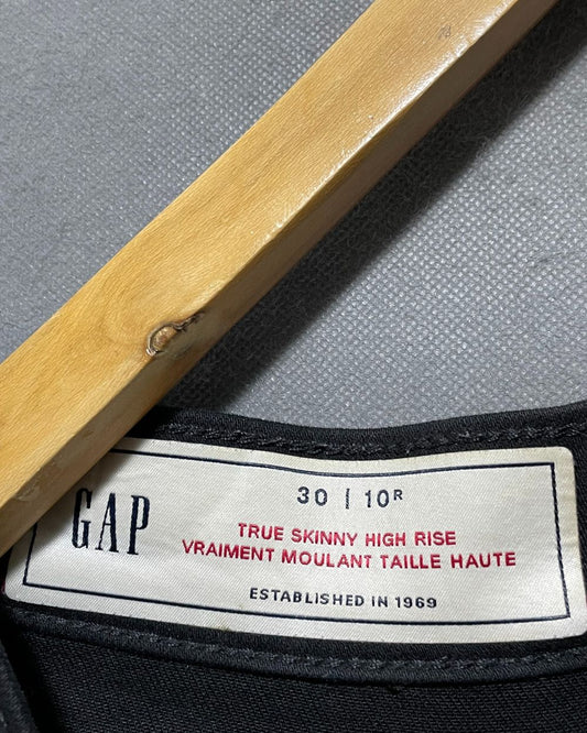 Gap Black Jeans For Women Large | ThriftQueen.pk