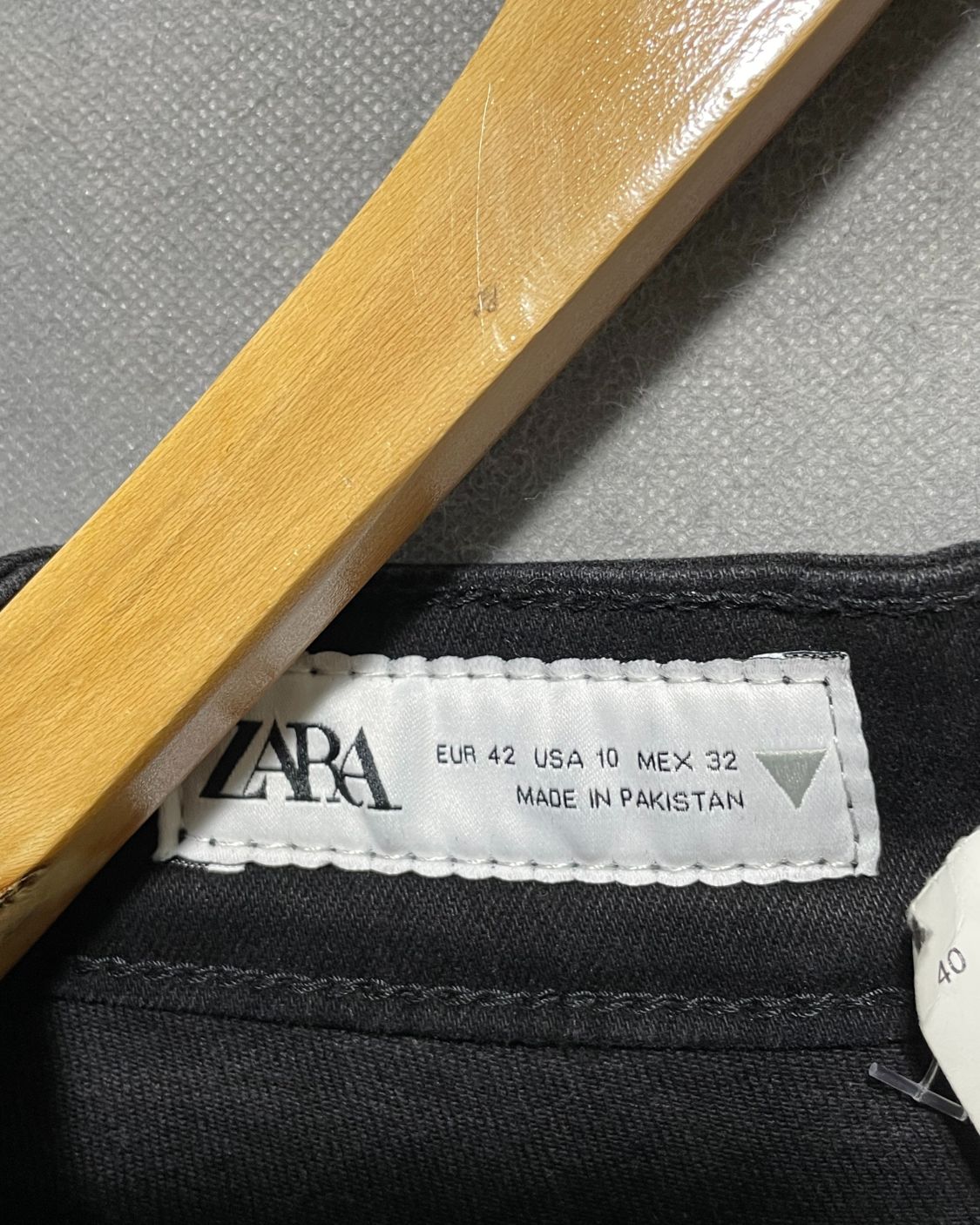 Zara Black Jeans For Women S | ThriftQueen.pk