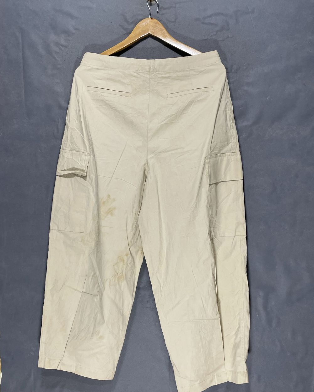 Zara Cream Jeans For Women Large | ThriftQueen.pk