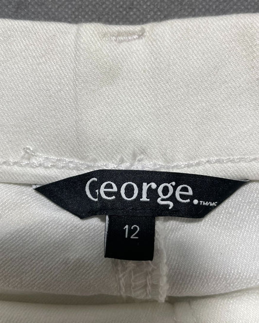 George White Jeans For Women Large | ThriftQueen.pk