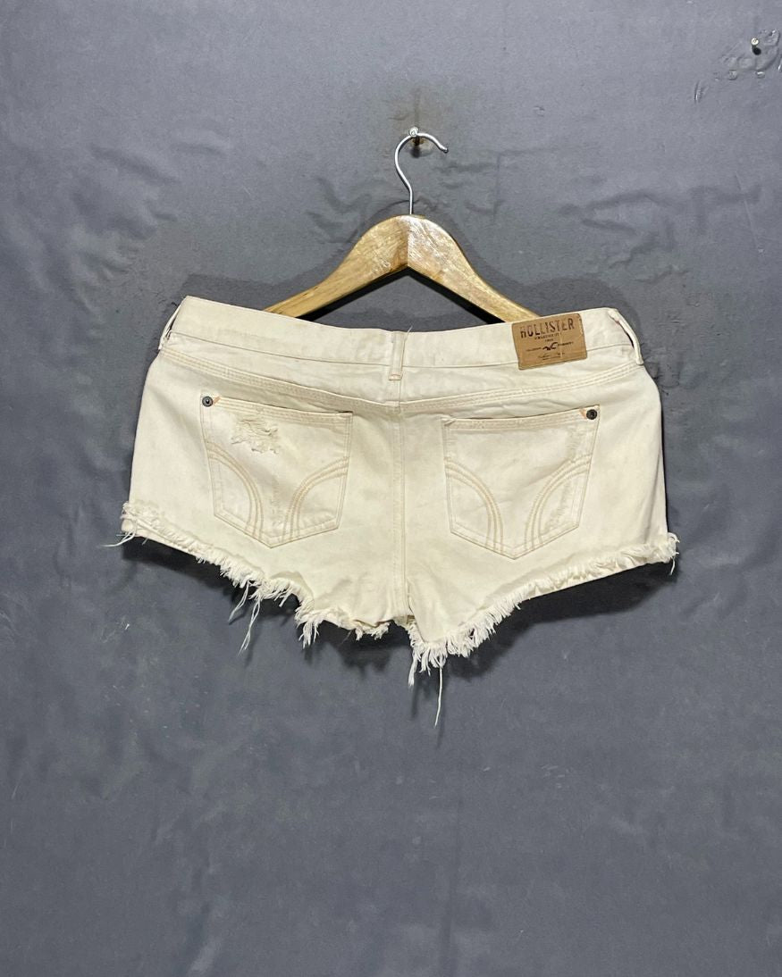 Hollister Cream Jeans Short For Women Large