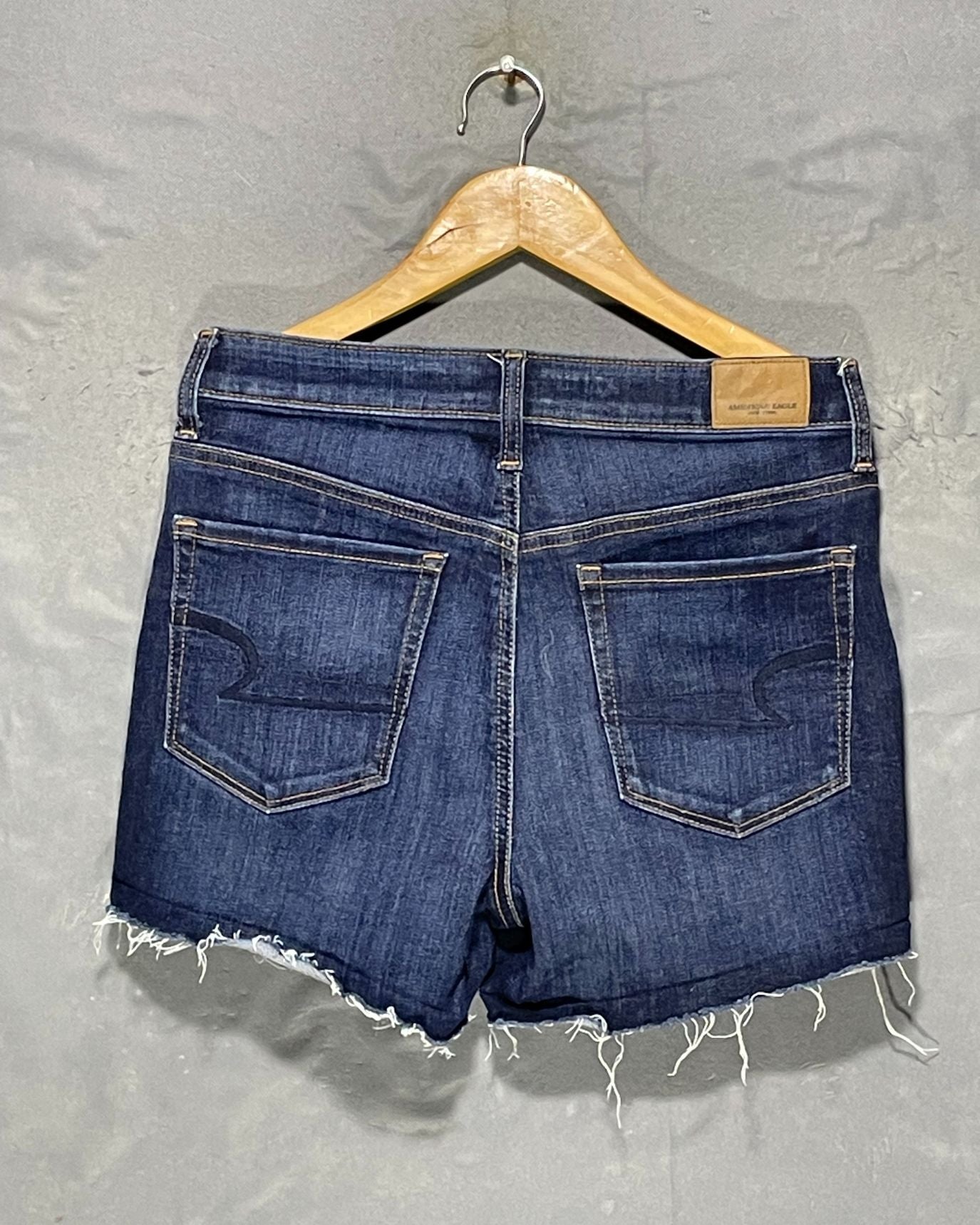 American Eagle Blue Jeans Short For Women M