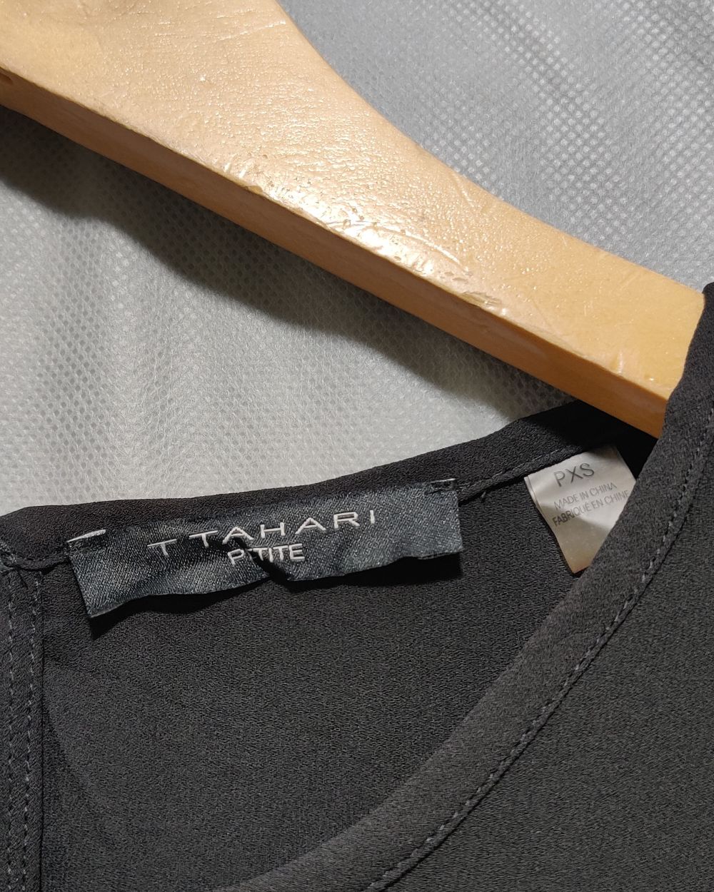 TAHARI Black Polyester For Women Crop Tops Medium