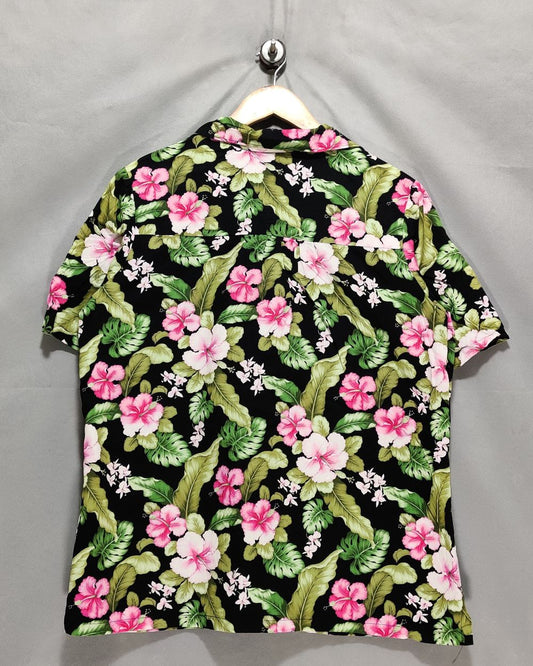 Thrift Queen Green Cotton For Women Top Shirt M