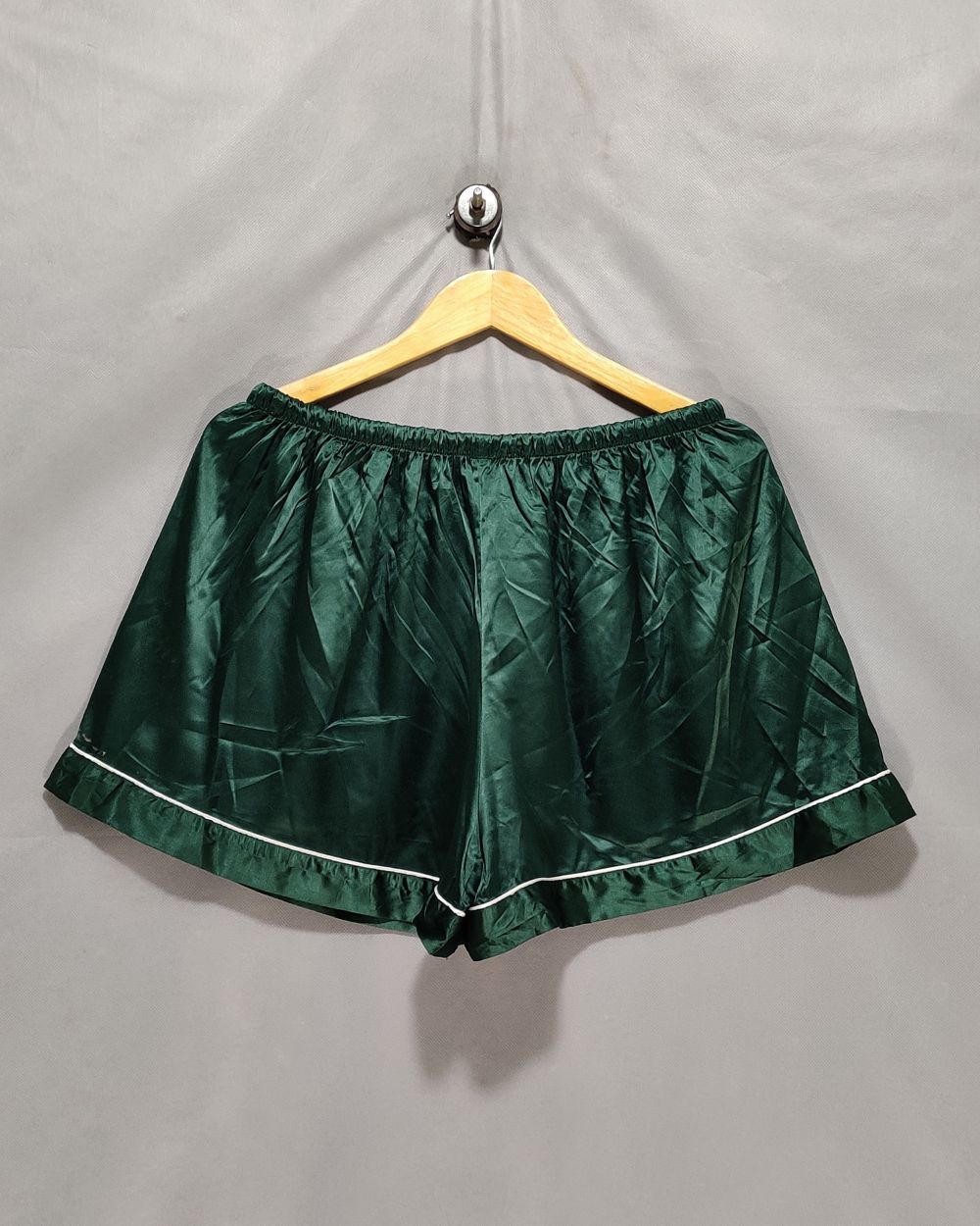 Thrift Queen Green For Women Nightsuit XXL