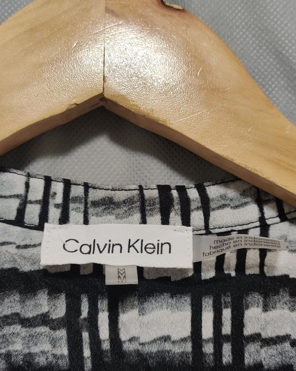 Calvin Klein White For Women Top M