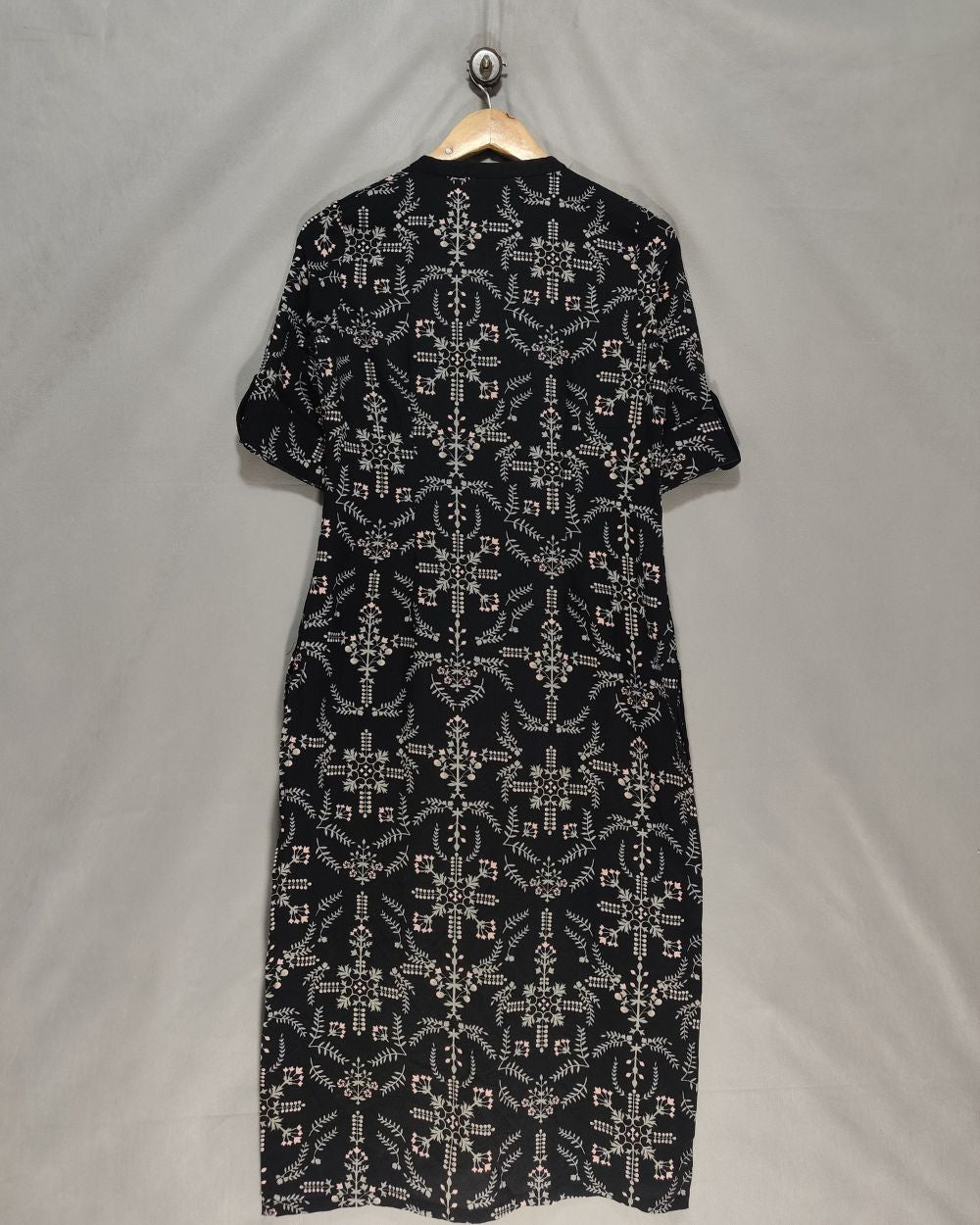 Thrift Queen Black For Women Dresses M