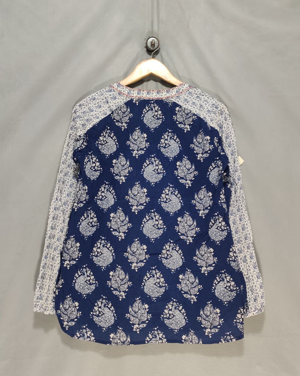 Oravis Blue For Women Crop Top XS