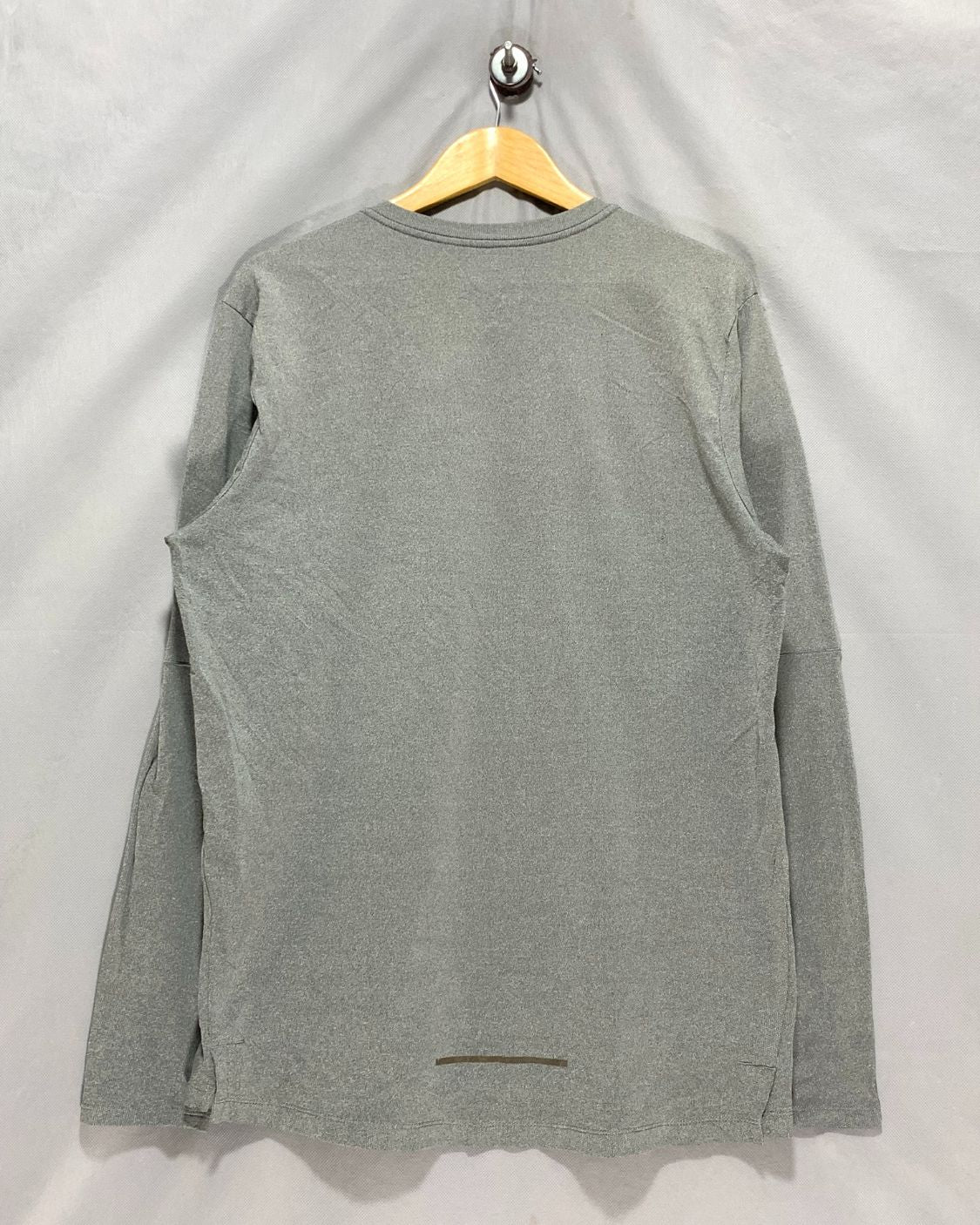 Nike Gray Sweatshirt For Women L