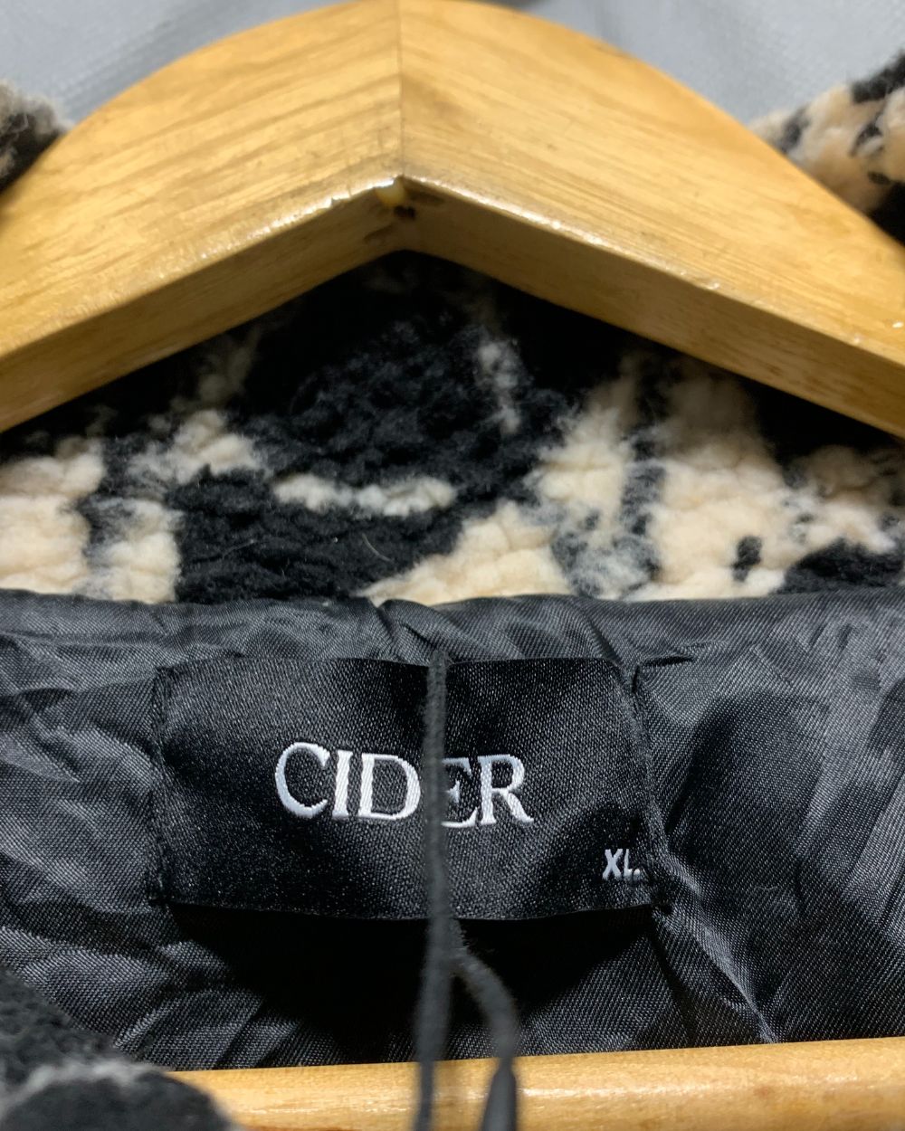 Cider Cream Zipper For Women XXL