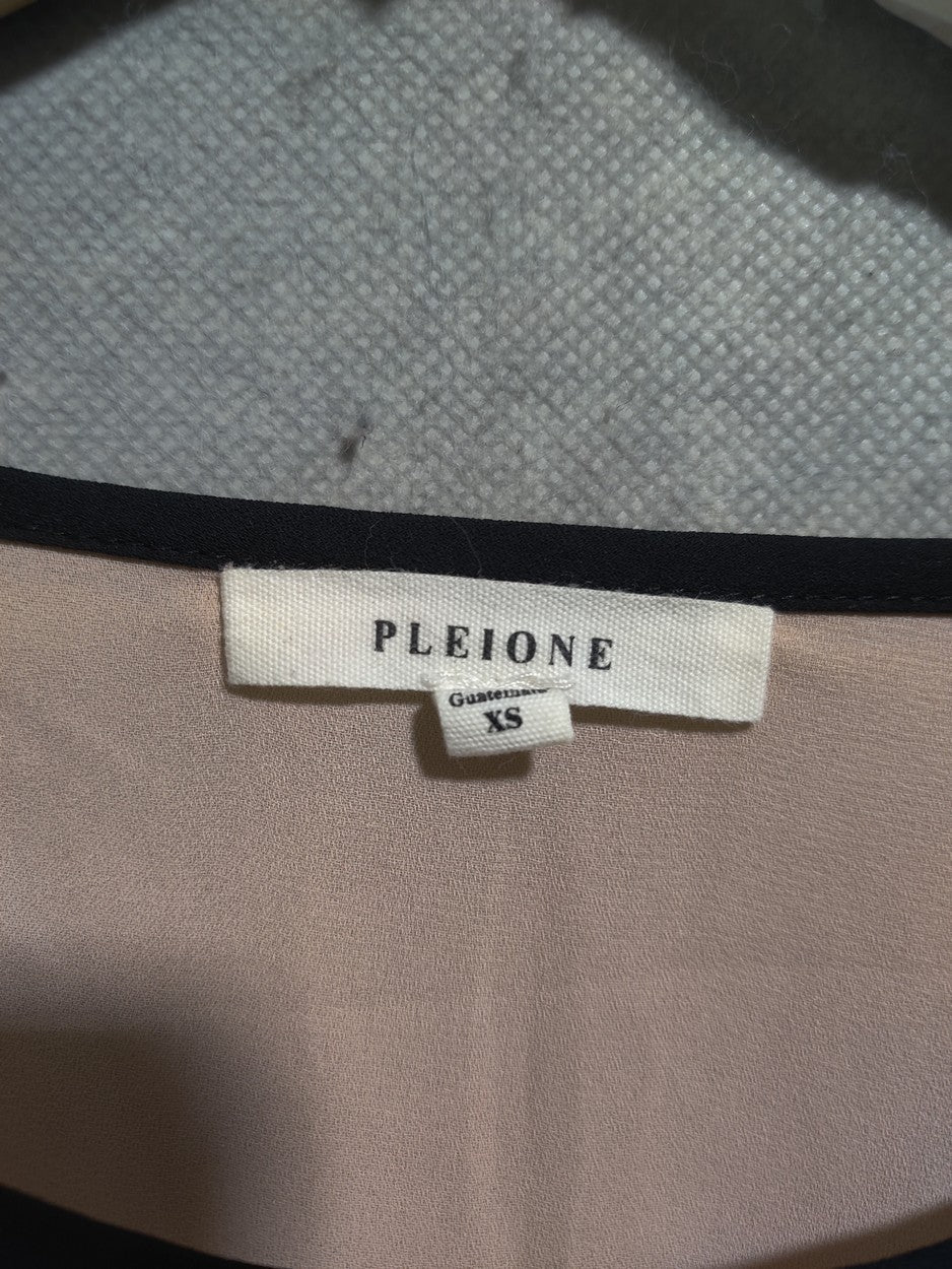 Pleione Brand For Women Top Thq2290