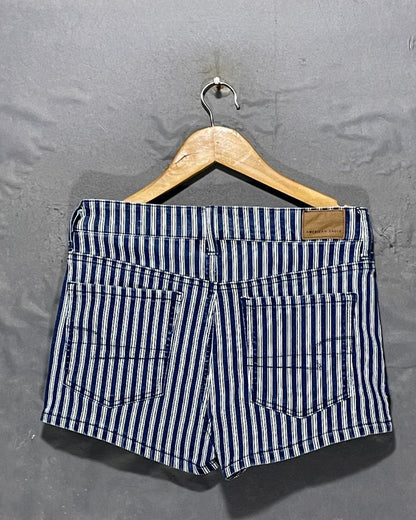 American Eagle Blue Jeans Short For Women Medium