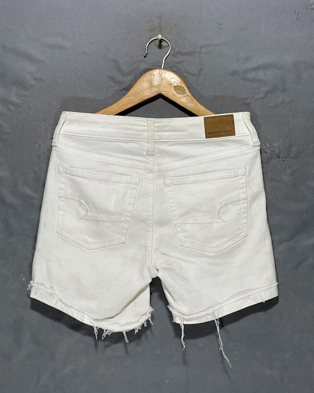 American Eagle White Jeans Short For Women Small