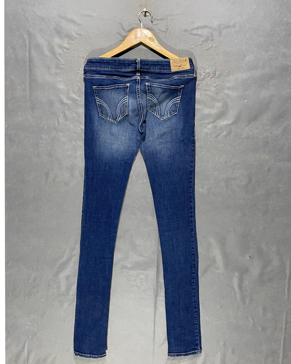 Hollister Blue Jeans For Women Medium