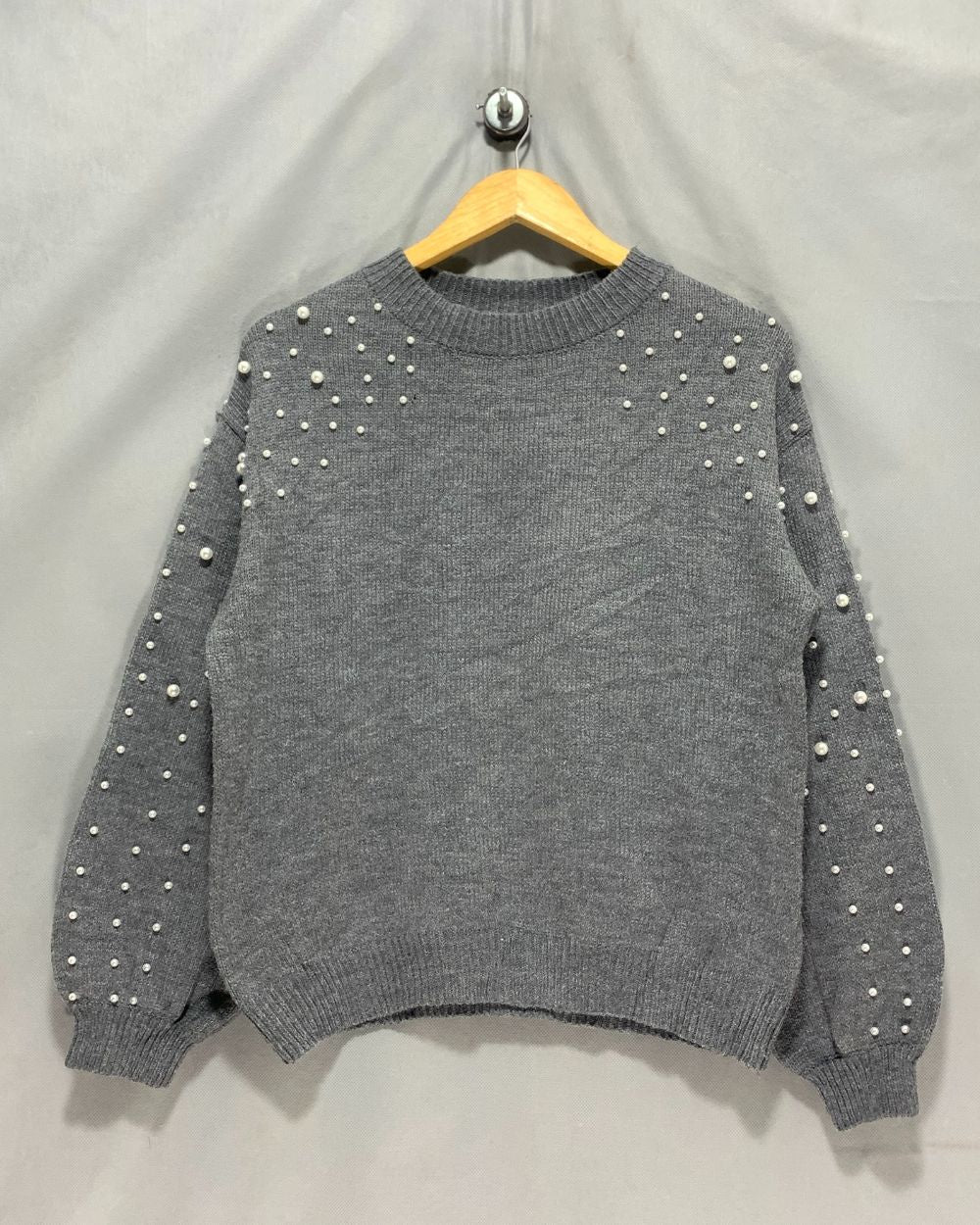 ThriftQueen Gary Sweatshirt For Women Medium