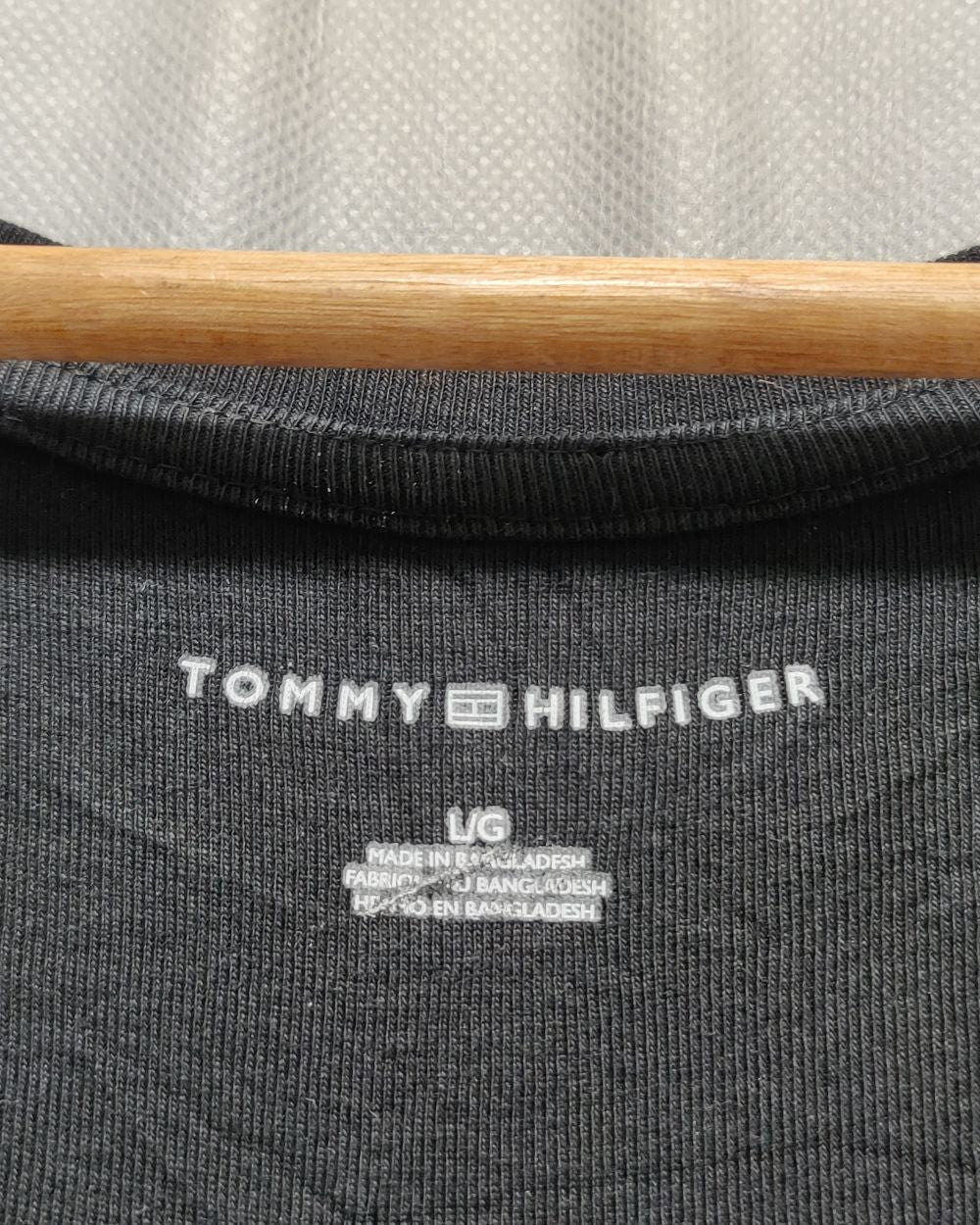 Tommy Hilfiger Black T Shirt For Women L