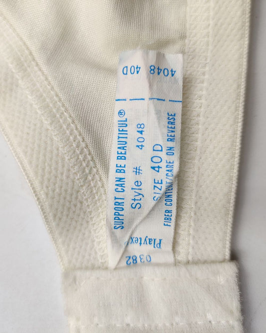 Thrift Queen White Bra For Women L