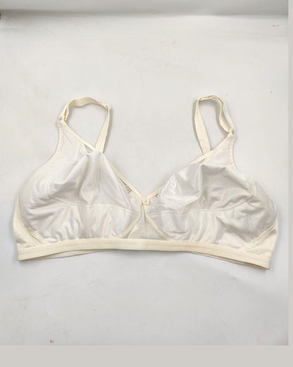 Thrift Queen White Bra For Women L
