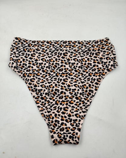 Xhilaration Leopard Print Underwear Women M
