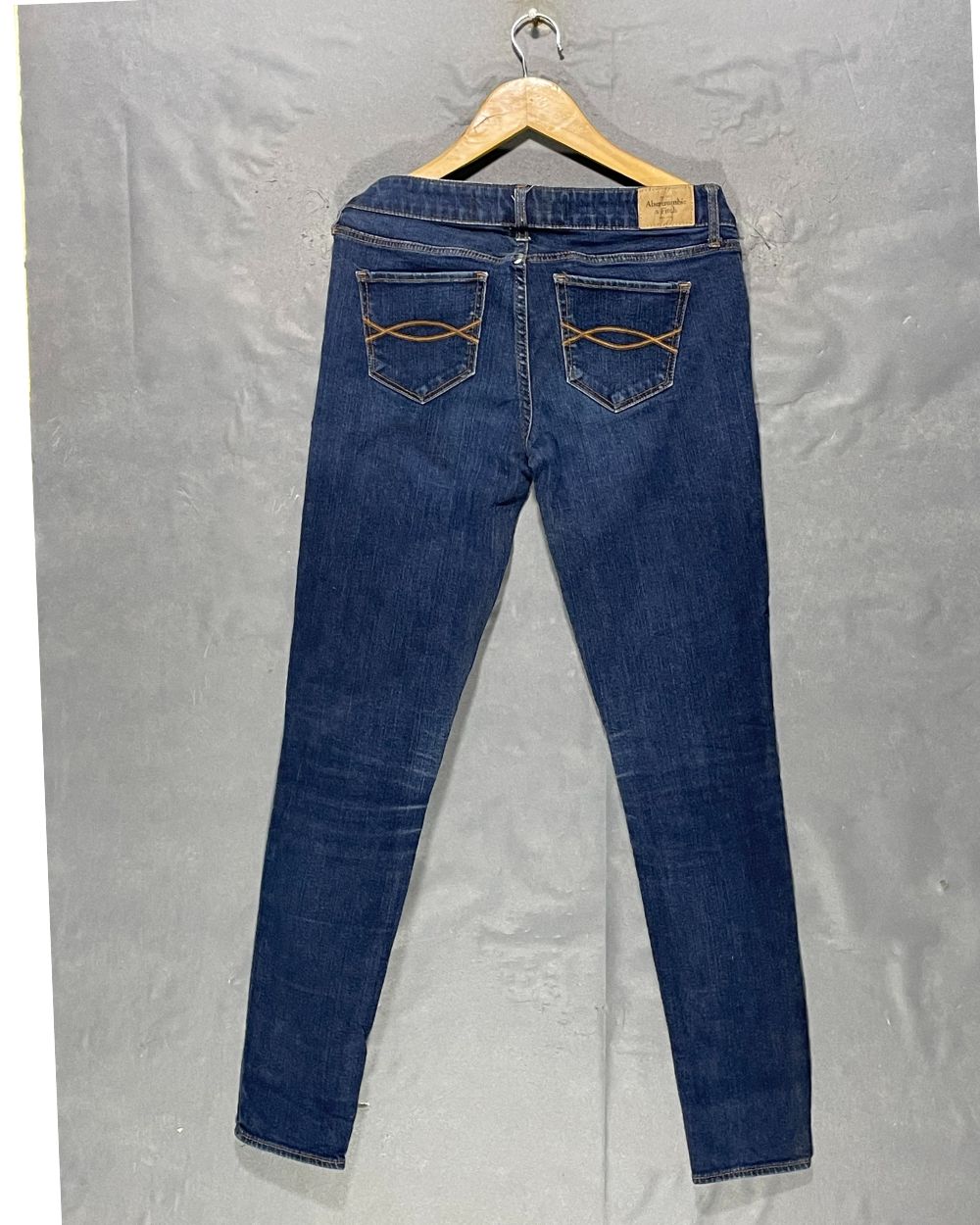 Abercrombie & Fitch Blue Jeans For Women Medium