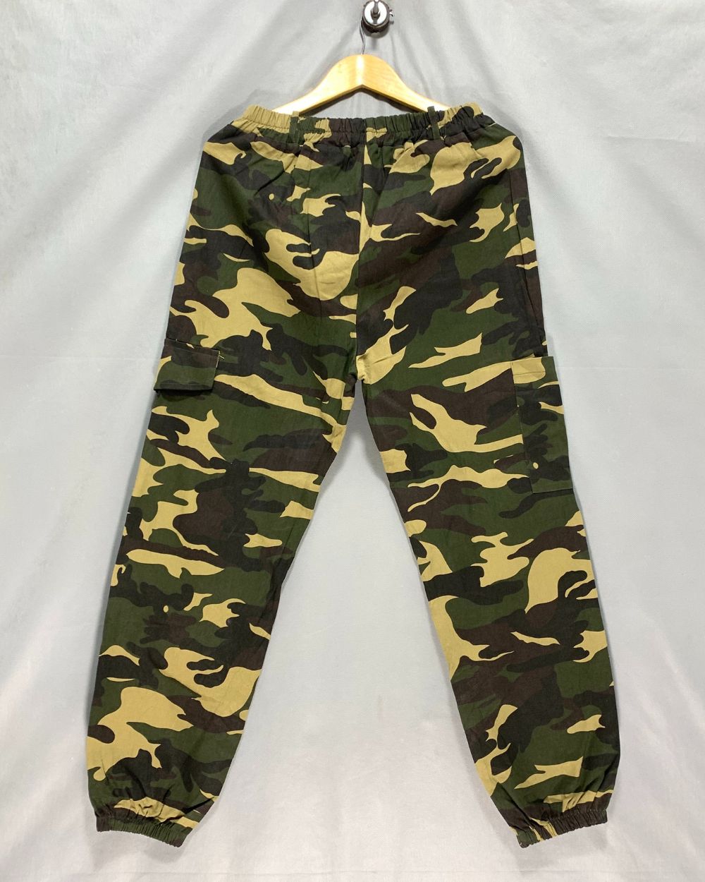 Preloved Labels Camouflage Jeans For Women Medium