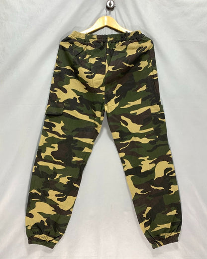 Preloved Labels Camouflage Jeans For Women Medium