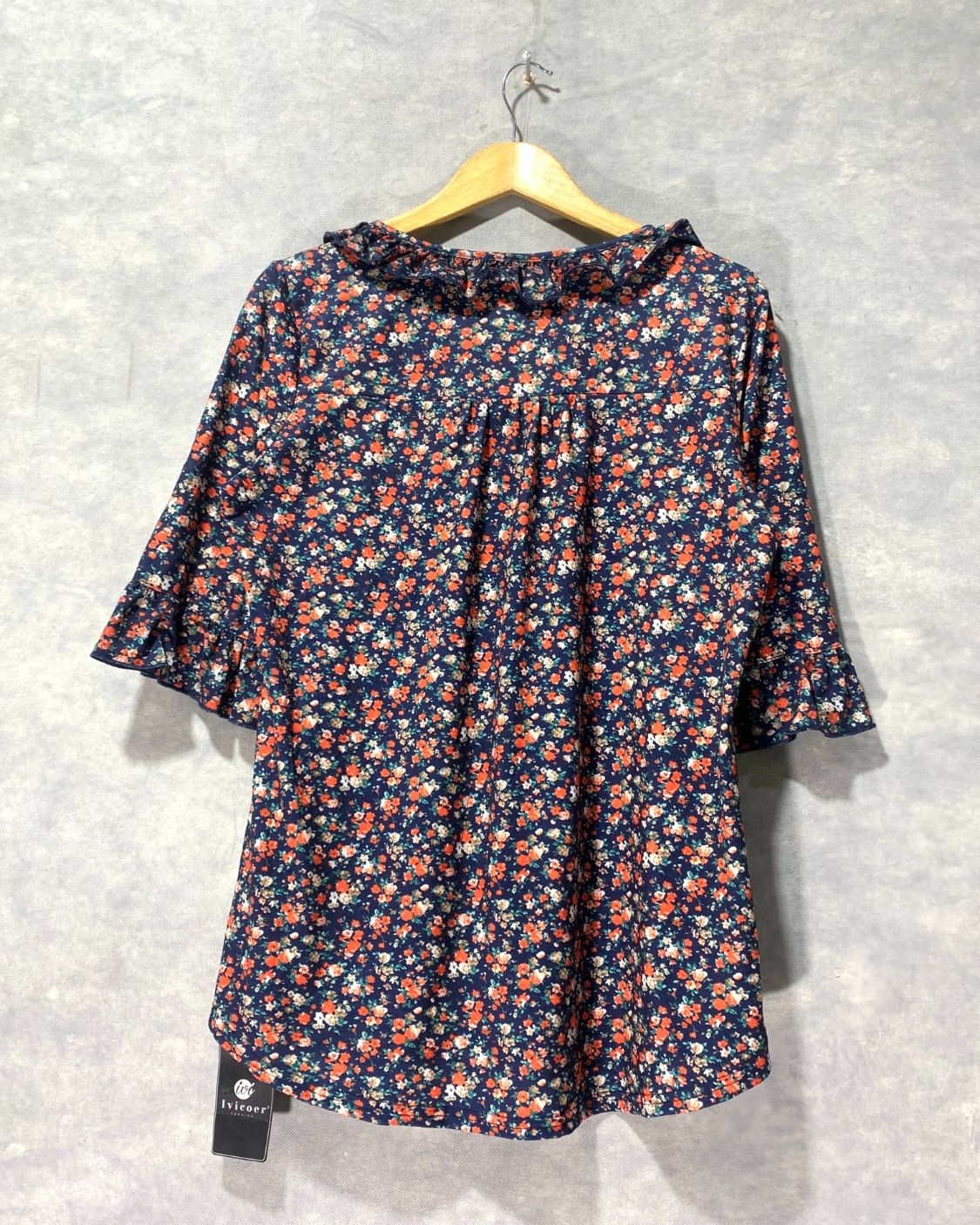 Thrift Queen For Women Top L