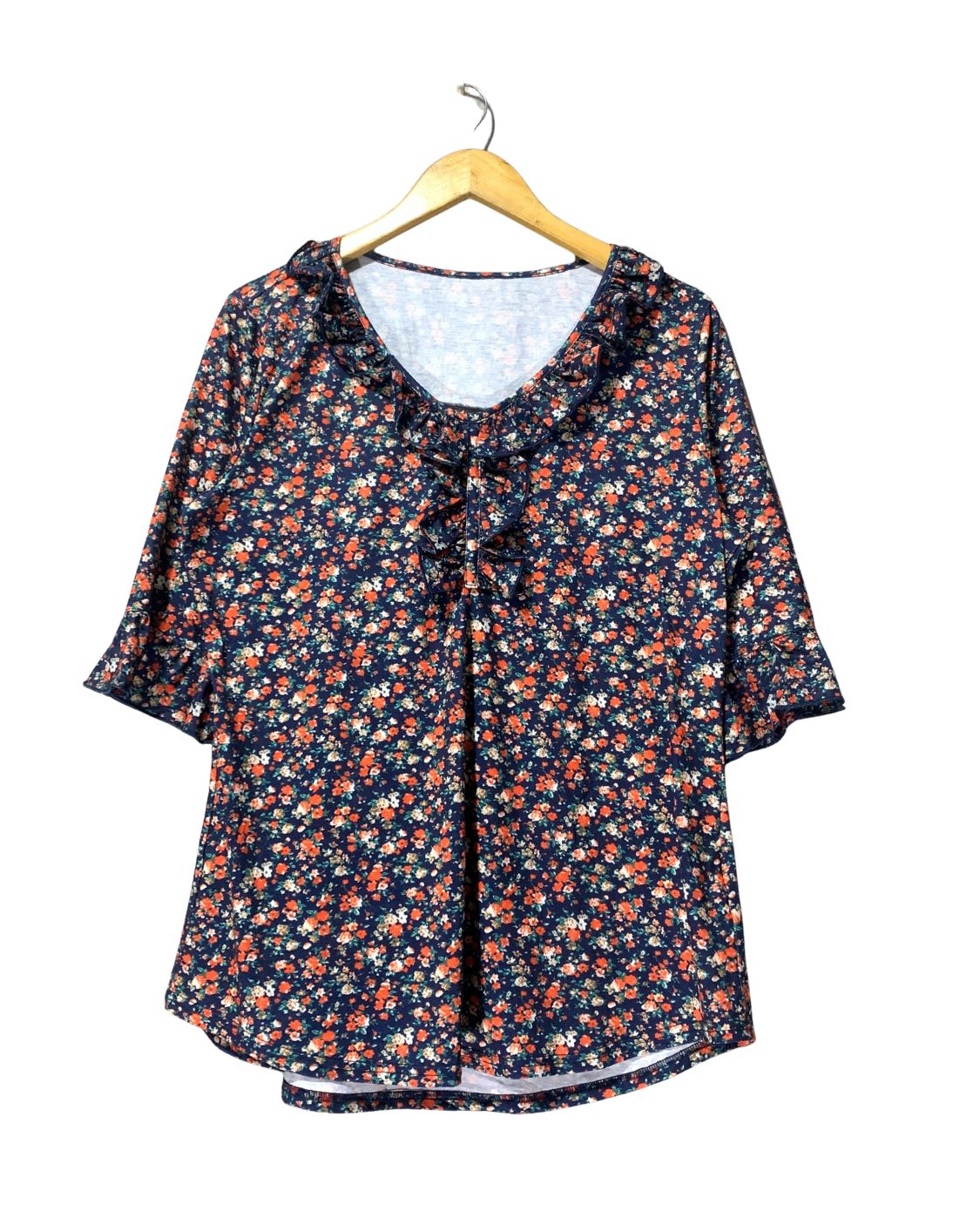 Thrift Queen For Women Top L